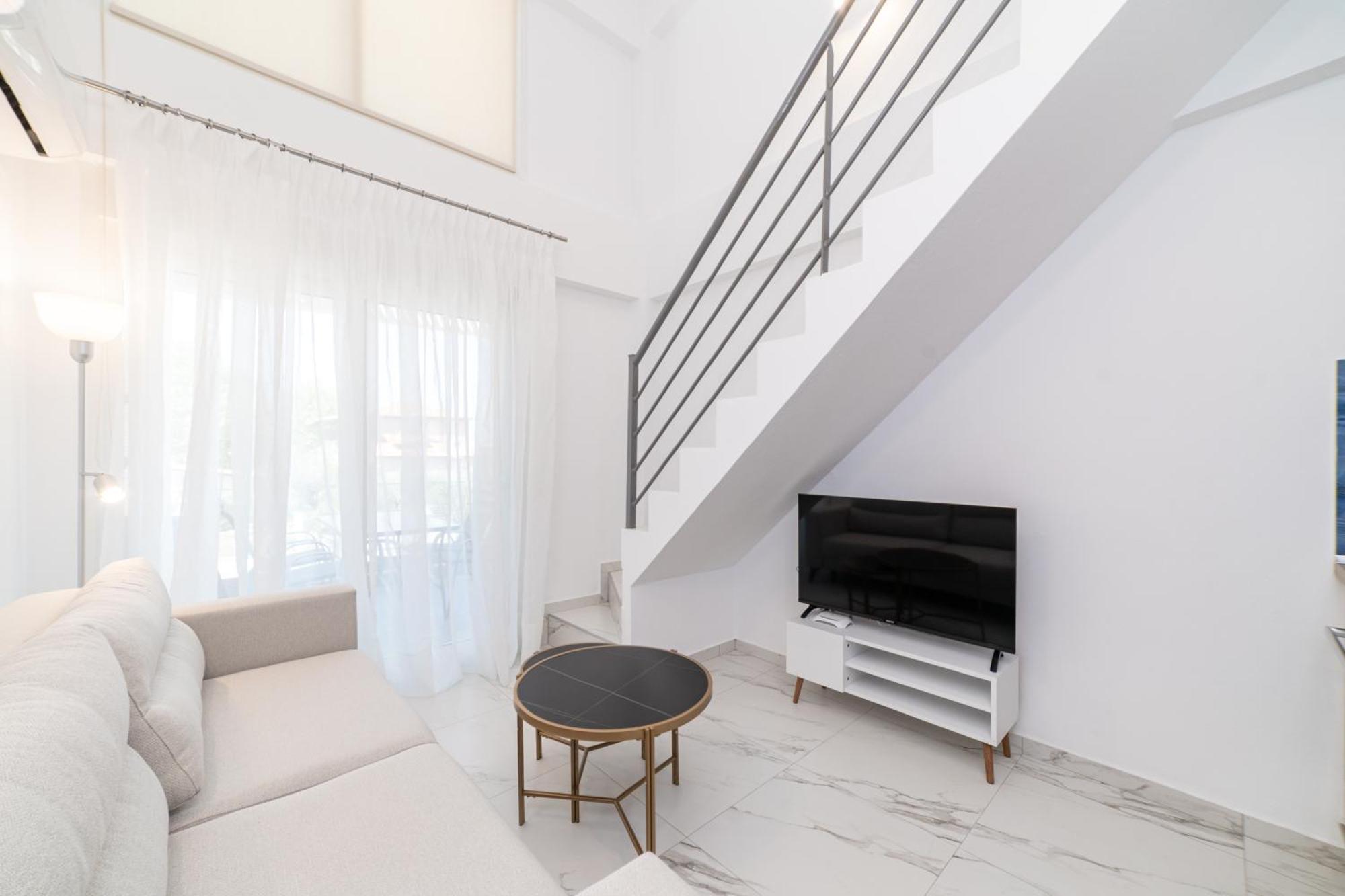 Danai & Palm Residential Complexes Apartment Ofrinion Exterior photo